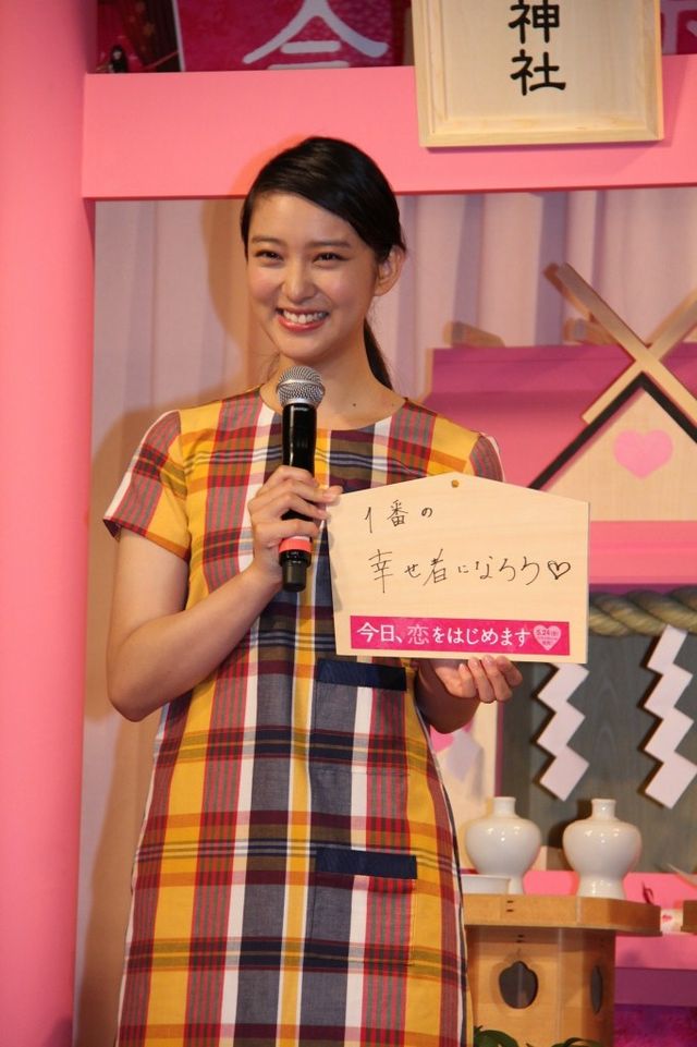 愛らしい笑顔！武井咲フォトギャラリー（8枚目）