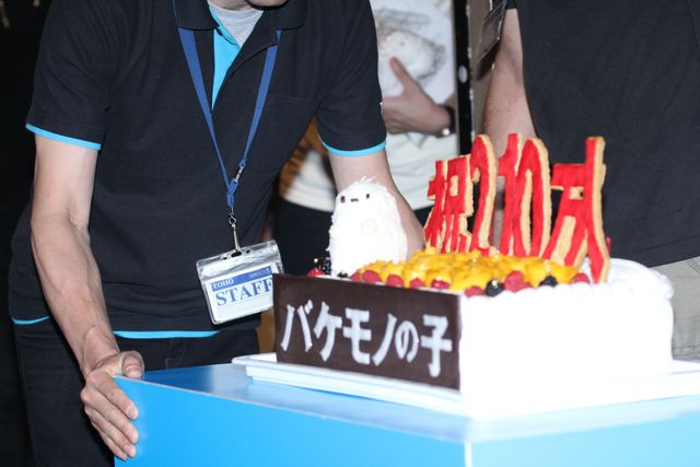 『バケモノの子』興収27億円を突破！大ヒット御礼舞台あいさつ（4枚目）