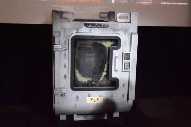 藤岡弘、長女・天翔愛とエイリアンの卵を回収！ドラマ「エイリアン：アース」配信直前イベント（4枚目）