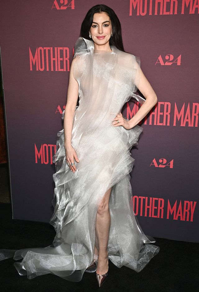 映画『マザー・メアリー（原題）』ニューヨークプレミアでのアン・ハサウェイ（2枚目）