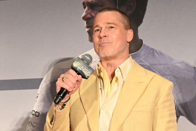 ブラッド・ピット、黄色の法被が似合う！映画『F1(R)／エフワン』来日舞台あいさつ（7枚目）