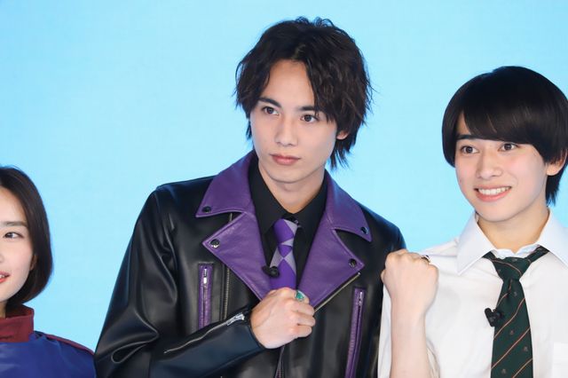 「仮面ライダーガッチャード」主要キャスト7人決定！制作発表会見（4枚目）
