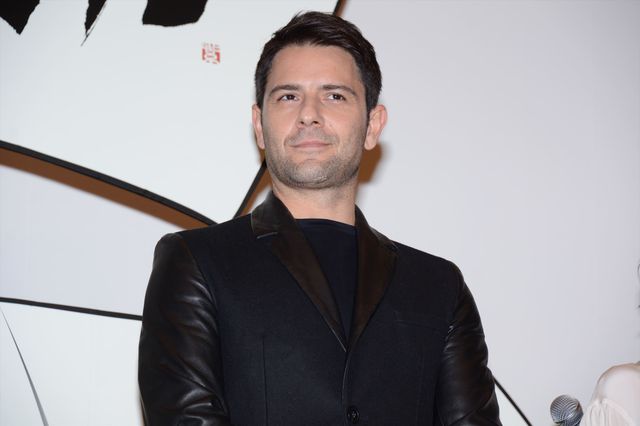 豪快！紙飛行機を飛ばす内野聖陽、忽那汐里ら『海難1890』初日舞台あいさつフォトギャラリー（4枚目）