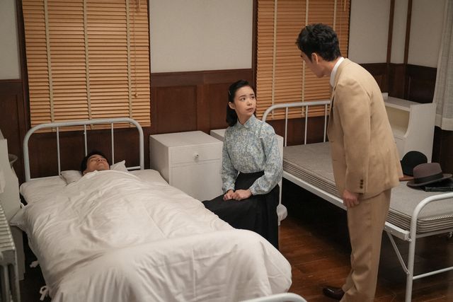 愛助が血を吐いて…「ブギウギ」第79回の場面写真（2枚目）