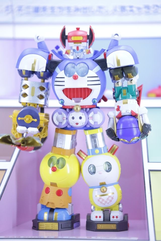 あのキャラとあのキャラが合体!?　藤子・F・不二雄キャラクターが超合金化！フォトギャラリー：フォトギャラリー