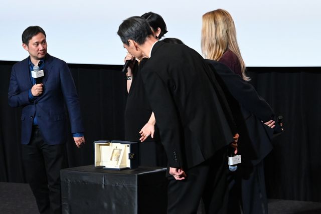 岡本多緒、思わず涙…ヴィルジニー・エフィラ・長塚京三・黒崎煌代・濱口竜介監督『急に具合が悪くなる』ジャパンプレミア（34枚目）