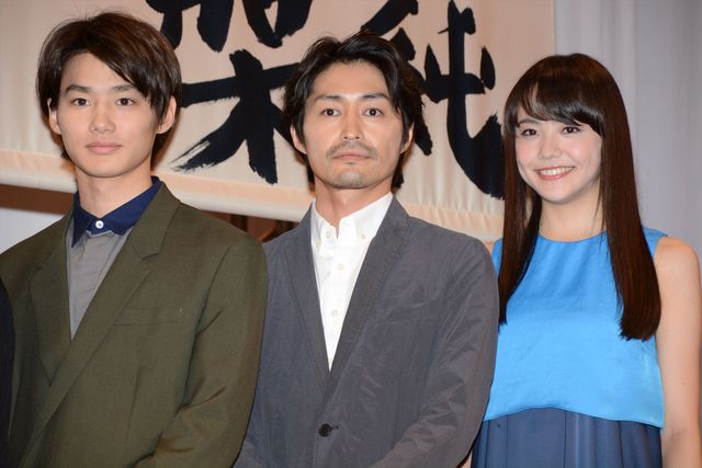 有村架純、伊藤淳史、吉田羊、野村周平、安田顕ら登壇！『ビリギャル』完成披露舞台あいさつフォトギャラリー（14枚目）