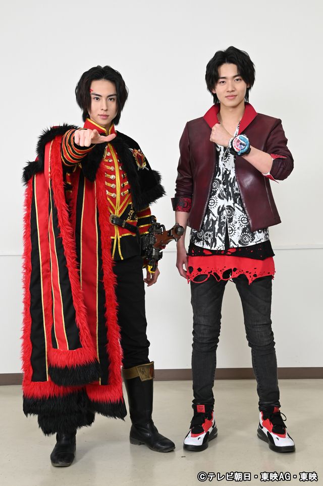 新旧レッドがバトンタッチ！キングオージャー・酒井大成＆ブンブンジャー・井内悠陽2ショット（3枚目）