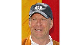 ブルース・ウィリスの裸は近所迷惑