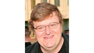 マイケル・ムーア監督、地方新聞から怒りの手紙