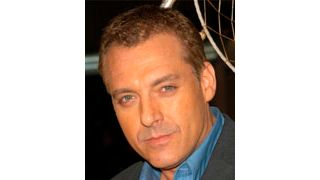 トム・サイズモア、再逮捕