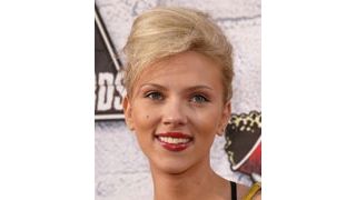 ウディ・アレン、スカーレット・ヨハンソンをベタ褒め