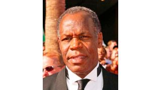 ダニー・グローヴァー、ハイチのイベントを欠席