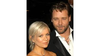 ラッセル・クロウ、ボディガードに噛み付く