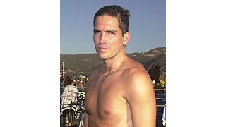 ジム・カヴィーゼル、鋼鉄の男役へ?