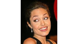 アンジェリーナ・ジョリー、2人目の養子縁組を白紙に