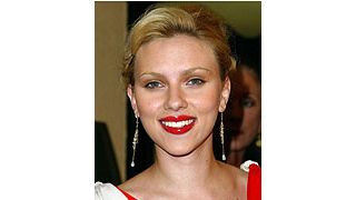 スカーレット・ヨハンソン、新恋人は大リーガー？