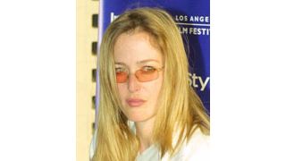 Xファイルのジリアン・アンダーソン、再婚