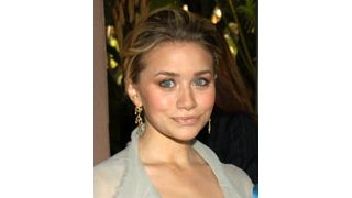 アシュレイ・オルセン、名誉毀損でタブロイド紙を訴える