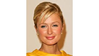 パリス・ヒルトンの携帯電話にハッカー