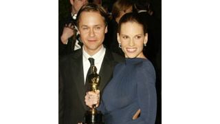 ヒラリー・スワンク、メキシコへホリデー