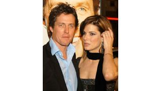 ヒュー・グラント、サンドラ・ブロックの応援に駆けつける