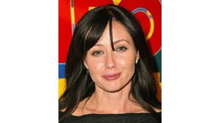 シャナン・ドハーティ、マイクロソフトの億万長者と親密？