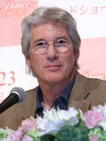 2002年に再婚したリチャード・ギア55歳