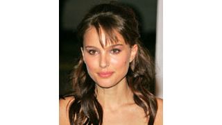 ナタリー・ポートマン、坊主姿も美しい!