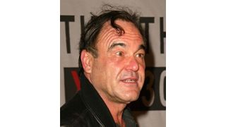 オリヴァー・ストーン、麻薬と飲酒運転で逮捕