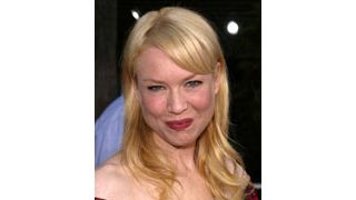 レニー・ゼルウィガー、多忙でハネムーンは延期