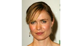 『クジラの島の少女』のケイシャ・キャッスル=ヒューズ、ラダ・ミッチェルと共演
