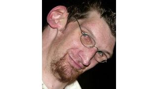 『ビッグ・フィッシュ』の巨人カール、死去