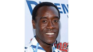 ドン・チードル、ルワンダを訪問