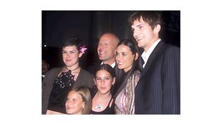 デミ・ムーアの男たちが共演！