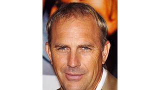 ケヴィン・コスナー、連続殺人犯に扮する