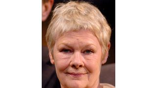 ジュディ・デンチ、イギリスの名誉勲章を授与される