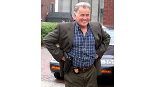 マーティン・シーン、息子チャーリーの番組にゲスト出演