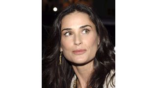 デミ・ムーアとレイ・リオッタ、コメディ映画で共演