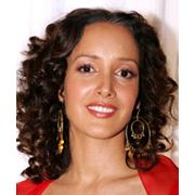 ジェニファー・ビールスに女児誕生