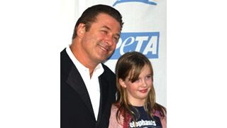 アレック・ボールドウィン、親権に関する本を出版予定
