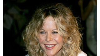 メグ・ライアン、中国から養女を迎える