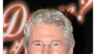 リチャード・ギアとハル・ベリー、ヘイスティ・プディング賞を受賞