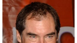 スティーヴ・クーガン、ジム・ブロードベントとティモシー・ダルトンが共演