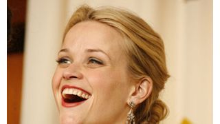 最優秀主演女優賞のリース・ウィザースプーン、夫ライアンも惜しみない拍手