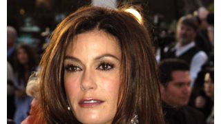 テリー・ハッチャー、子供の頃の性的虐待を告白