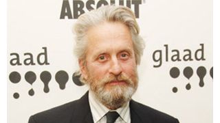 マイケル・ダグラス、雑誌でブラピを非難したことを否定