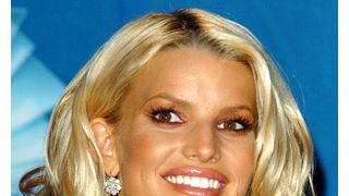 ジェシカ・シンプソン、アパレル会社に訴えられる
