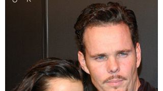 ケヴィン・ディロン、ラスベガスで挙式