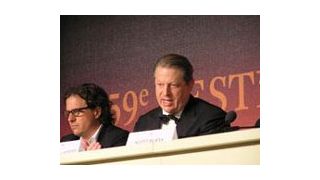 ゴア元・米国副大統領、ブッシュ大統領をやり玉にあげる